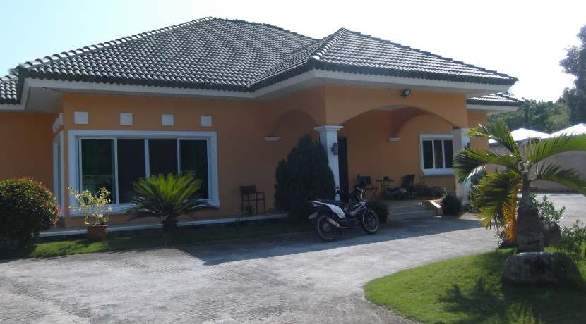 bacong country villa for sale