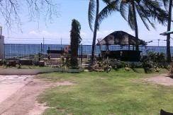 beachfront house and lot for sale (11)