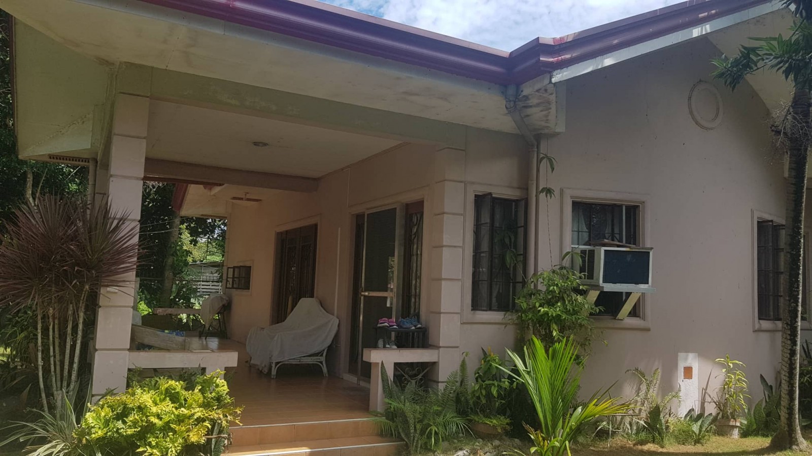 House and Lot in Dumaguete Barangay of Batinguel