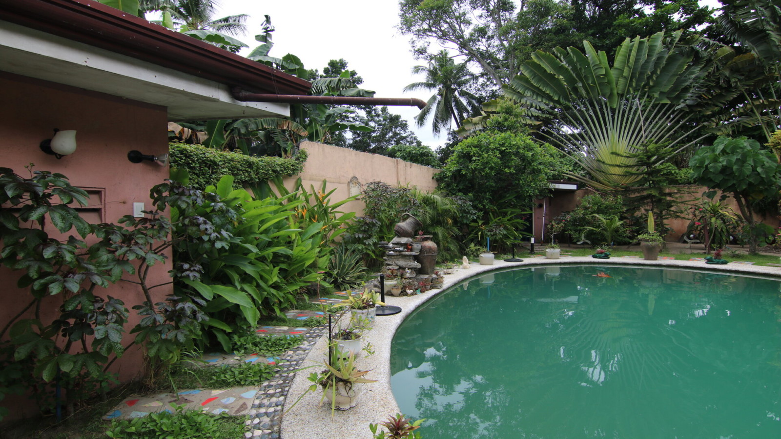 HOUSE AND LOT FOR SALE NEAR DUMAGUETE  ID 14724