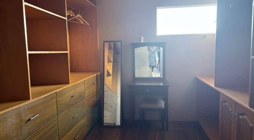 3b8f39592efa90e1e065fe5d4002d0f5