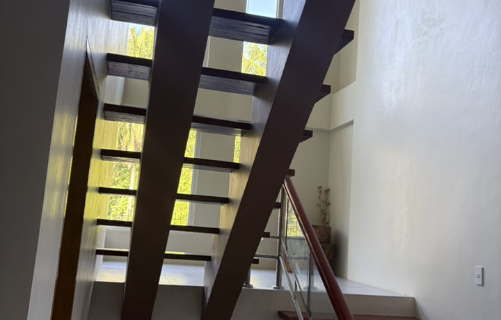 eab5c2a5f6e4758f69542e6da15d595d