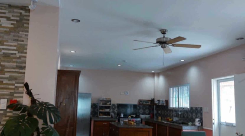 Messenger_creation_66B62C82-59A3-4A41-A55D-B5DE98DA0171