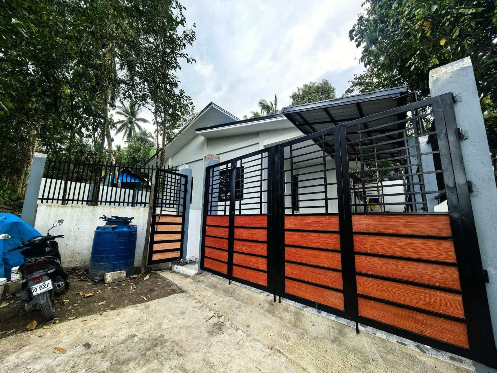 HOUSE AND LOT FOR SALE WITH PARTIAL OCEAN VIEW ID 15049 – R